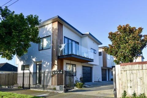 26A Holland Avenue, Point England, Auckland