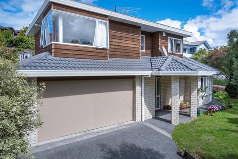 32 Crestview Place, Browns Bay, Auckland