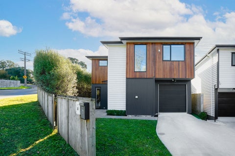 2A Marina Road, Torbay, Auckland