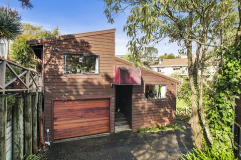 16A Budgen Street, Mount Roskill, Auckland