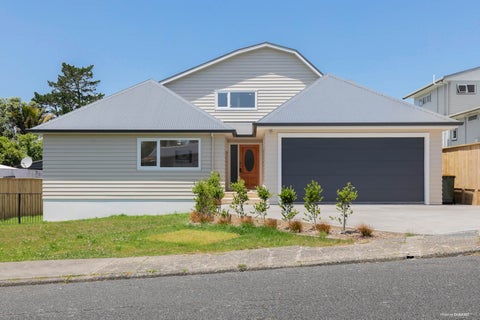 10 Melba Street, Beach Haven, Auckland
