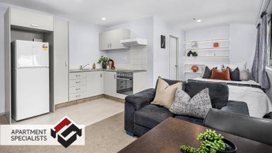 2 Whitaker PL, Grafton, Auckland