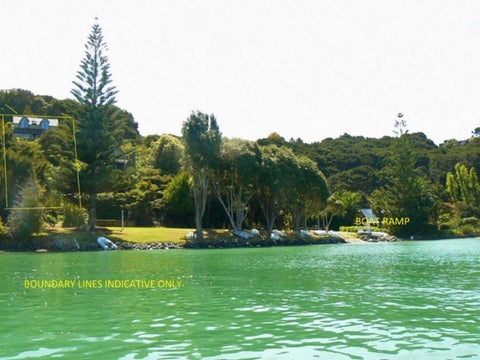 5 Pine Tree Lane, Russell, Russell