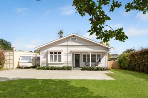6 Sandspit Road, Waiuku, Waiuku