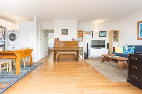 2/15 Hartland Avenue, Glendowie, Auckland