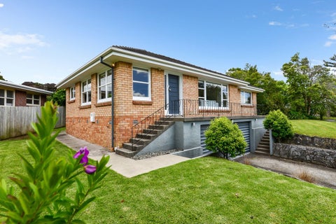 6 McGregor Place, Hillcrest, Hamilton