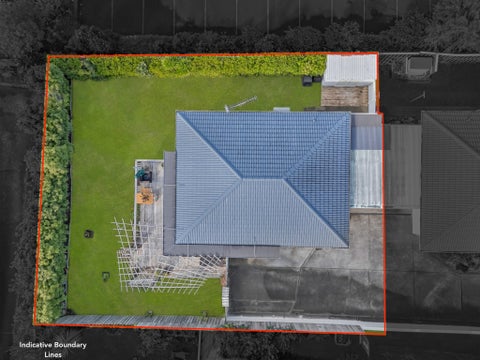 2/4 Noumea Place, Mairangi Bay, Auckland