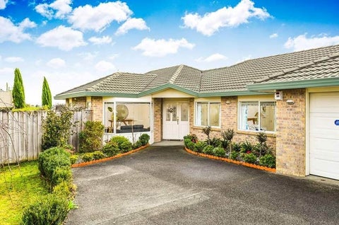 25 Oakridge Way, Northpark, Auckland