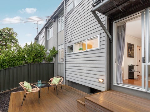 2/90 Crummer Road, Grey Lynn, Auckland