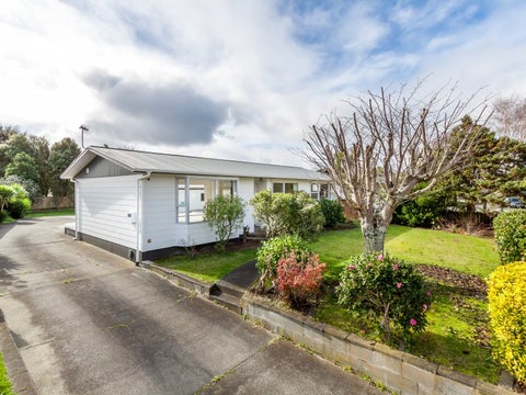 22 Humphries Place, Awapuni, Palmerston North
