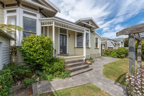 15 Cooper Street, Karori, Wellington