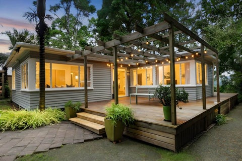 1 Valley View Road, Titirangi, Auckland