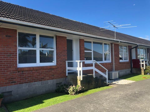 4/13 Stanley Avenue, Milford, Auckland