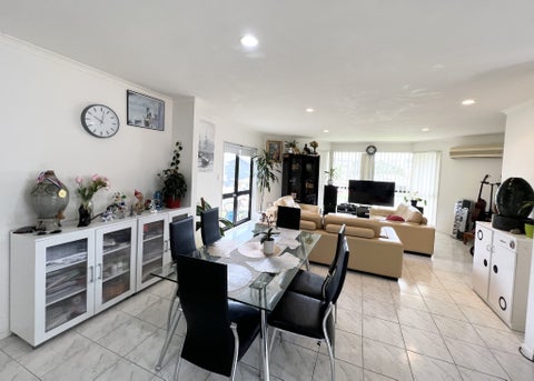 3 Sunvista Avenue, Oteha, Auckland