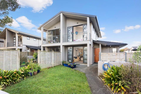 6/8 Landscape Road, Papatoetoe, Auckland