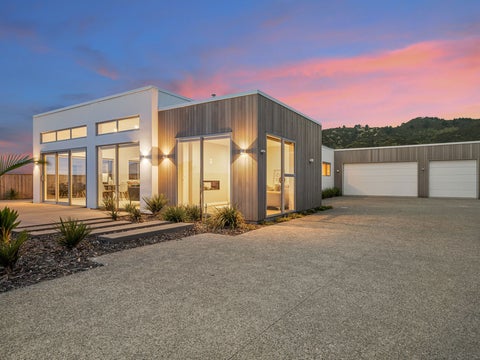 118 Bay View Road, Atawhai, Nelson