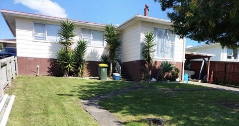 16 Medina Place, Half Moon Bay, Auckland