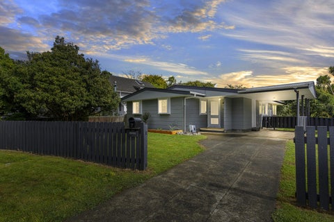 7 Dunsandel Grove, Silverstream, Upper Hutt
