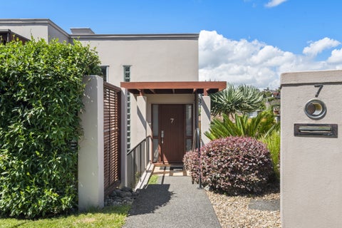 7 John Stokes Terrace, Remuera, Auckland