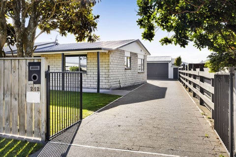 212 Waihi Road, Hawera