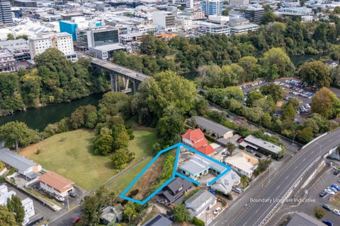 169 River Road, Hamilton East, Hamilton