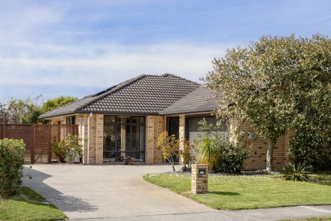 83 Longview Drive, Papamoa Beach, Papamoa
