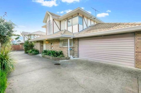 17B Atarangi Road, Greenlane, Auckland