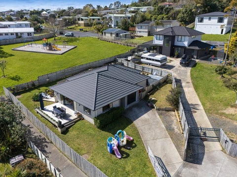 9 St Julia Court, Helensville, Helensville