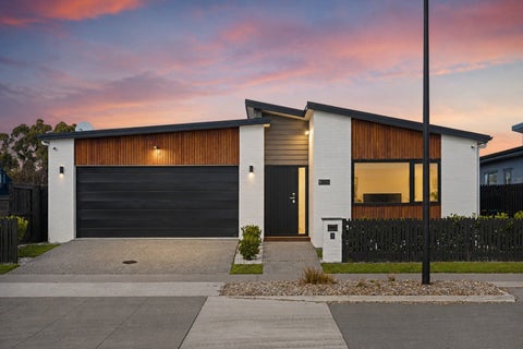9 Earp Crescent, Chartwell, Hamilton