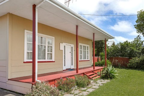 100 Peel Street, Westport, Westport