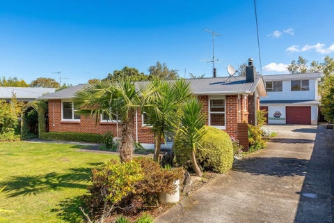 17 Philip Street, Carterton