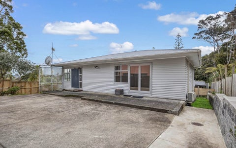 33B Fairmount Road, Titirangi, Auckland