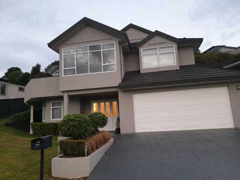 17 Spyglass Lane, Whitby, Porirua