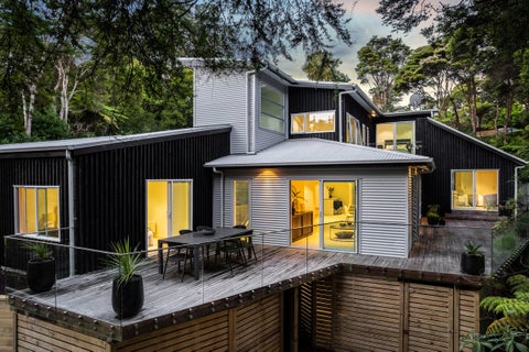 13 Miha Road, Titirangi, Auckland