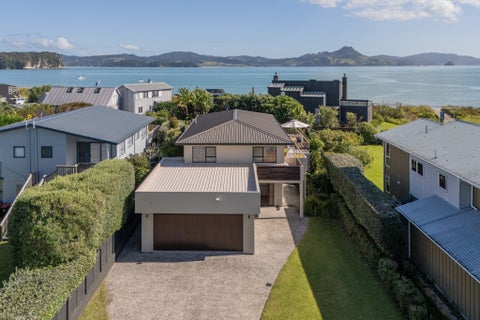 79 Captain Cook Road, Cooks Beach, Whitianga