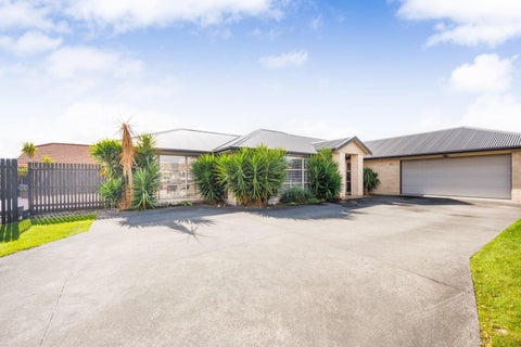 33 Tennyson Avenue, Kelvin Grove, Palmerston North
