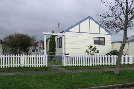 35A Peter Hall Drive, Kelvin Grove, Palmerston North