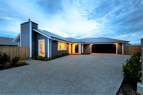 19 Silicon Way, Fitzherbert, Palmerston North