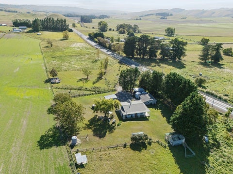 668 State Highway 2, Otane, Otane