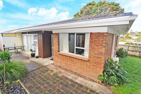 1/8 Pamela Place, New Lynn, Auckland