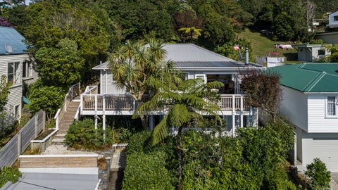 12 Terawhiti Terrace, Karori, Wellington