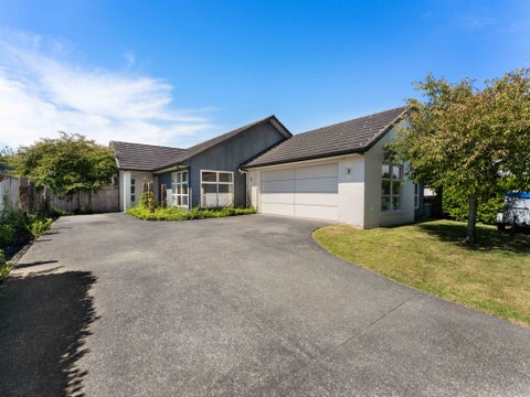 21 Andalusian Way, Karaka, Papakura