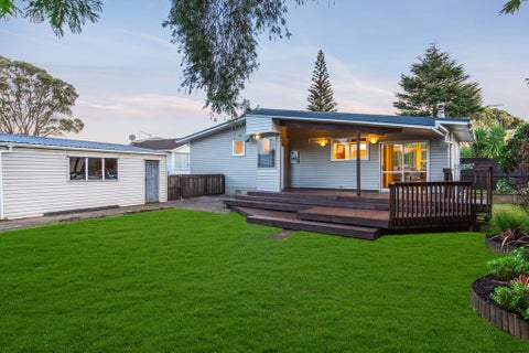 24 Dunstall Place, Mangere Bridge, Auckland