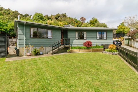 10 Takanini Grove, Stokes Valley, Lower Hutt