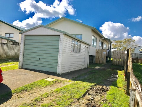 16B Nerissa Place, Randwick Park, Auckland