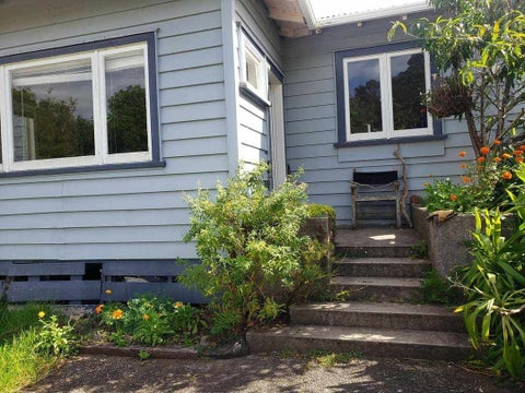 8 Ross Road, Onerahi