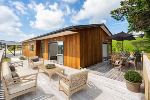 8 Kuaka Crescent, Mangawhai