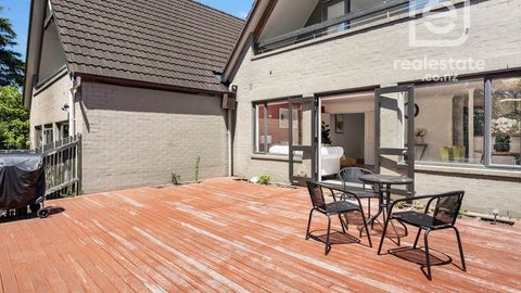 54 Earnslaw Crescent, Clover Park, Auckland