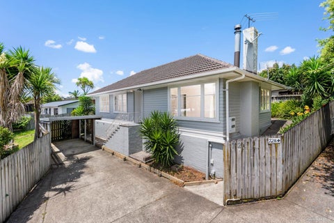 72A Kervil Avenue, Te Atatu Peninsula, Auckland
