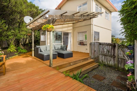 2/50 Bond Crescent, Forrest Hill, Auckland